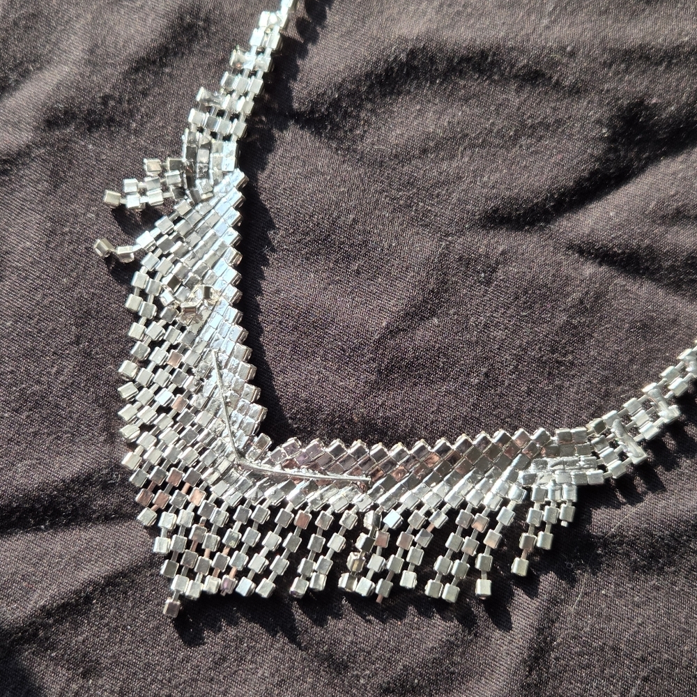Sparkling Champagne Colored Rhinestone Collar/Bib Necklace in Silver Tone - Picture 15 of 15